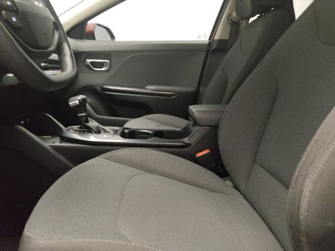 Used 2025 Kia K4 FWD image 17
