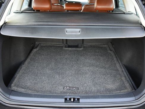 Used 2017 Volkswagen Golf Alltrack S image 45