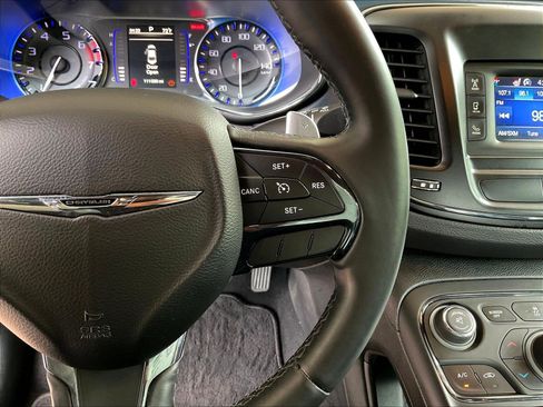 Used 2015 Chrysler 200 S w/ Comfort Group FWD image 12