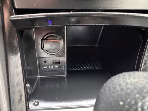 Used 2013 Hyundai Elantra GLS image 23