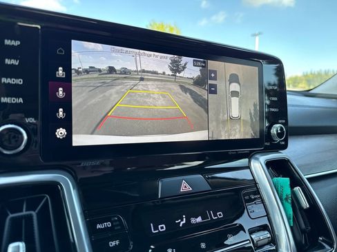 Certified 2023 Kia Sorento SX Prestige AWD/4WD image 27