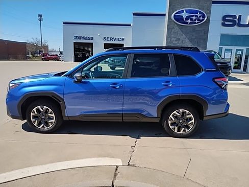 Used 2026 Subaru Forester Premium image 11