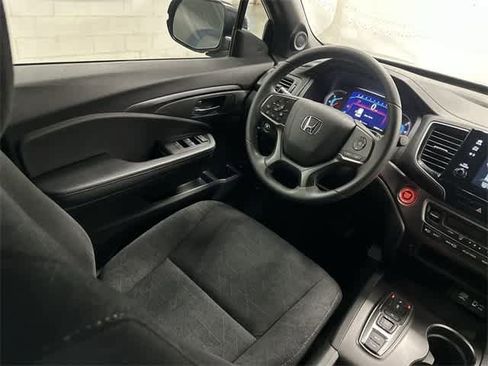 Certified 2022 Honda Pilot Sport image 12