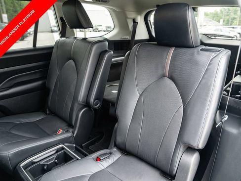 Certified 2024 Toyota Grand Highlander AWD image 29