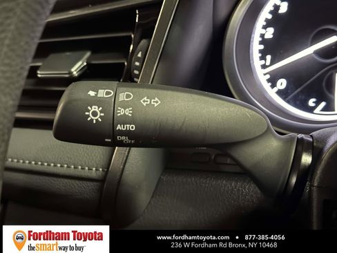 Used 2022 Toyota Camry LE image 22