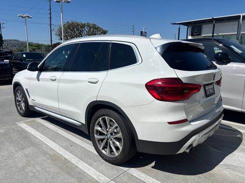 Used 2018 BMW X3 xDrive30i AWD/4WD image 4