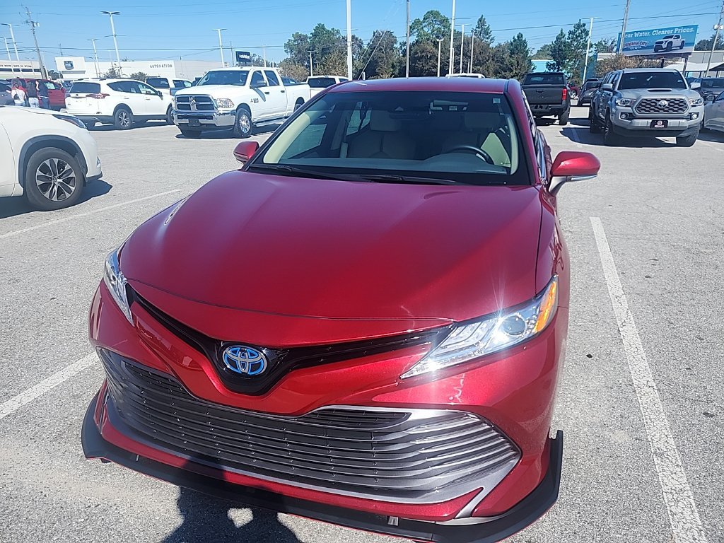Used 2020 Toyota Camry XLE FWD image 16