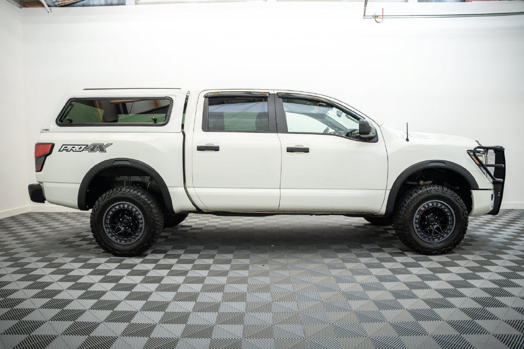 Used 2021 Nissan Titan PRO-4X w/ Pro-4x Utility Package AWD/4WD image 4