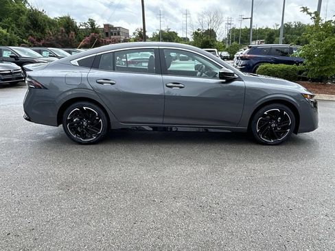 New 2026 Nissan Sentra SR w/ Floor Mat Package FWD image 8