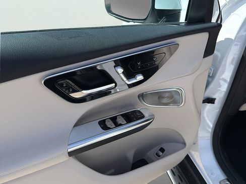 New 2026 Mercedes-Benz GLC 300 4MATIC image 10