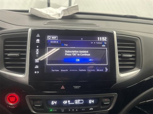 Used 2018 Honda Pilot Touring image 31