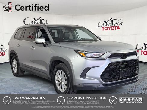 Used 2025 Toyota Grand Highlander AWD image 1