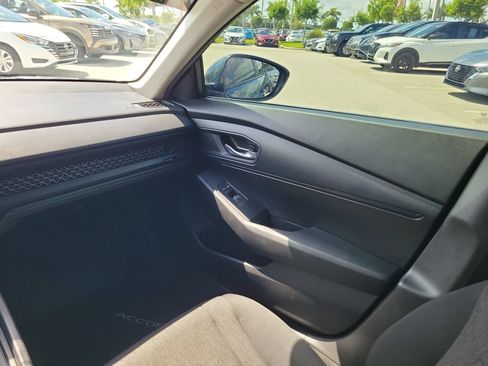 Used 2025 Honda Accord LX image 13