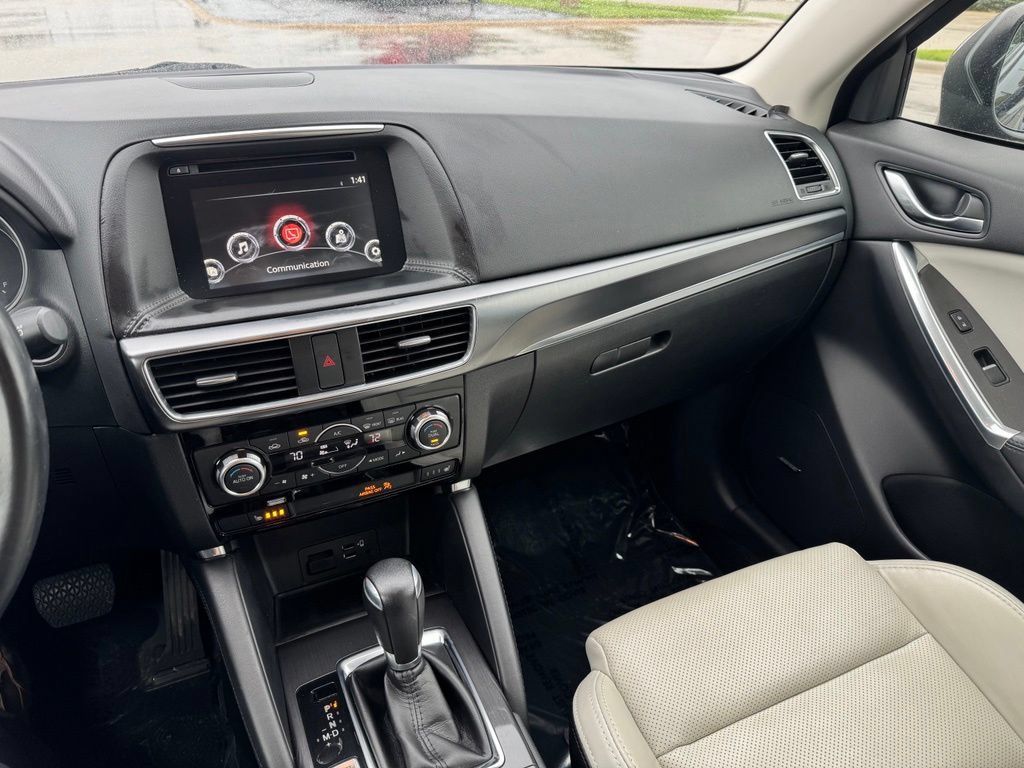 Used 2016 MAZDA CX-5 Grand Touring AWD/4WD image 2