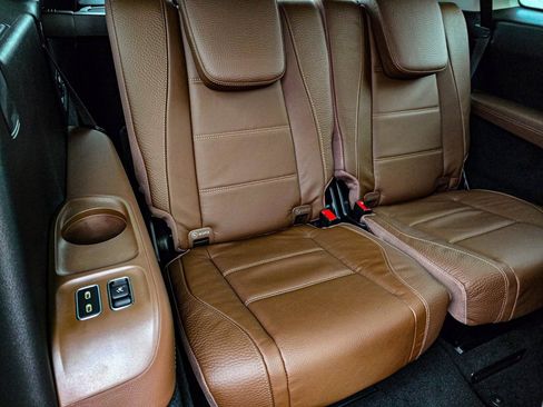 New 2026 Mercedes-Benz GLS 450 4MATIC image 44
