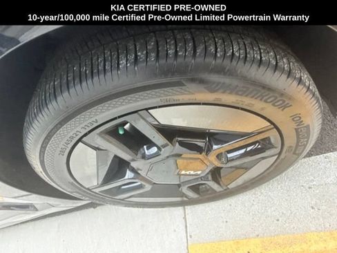 Certified 2024 Kia EV9 GT-Line AWD/4WD image 14