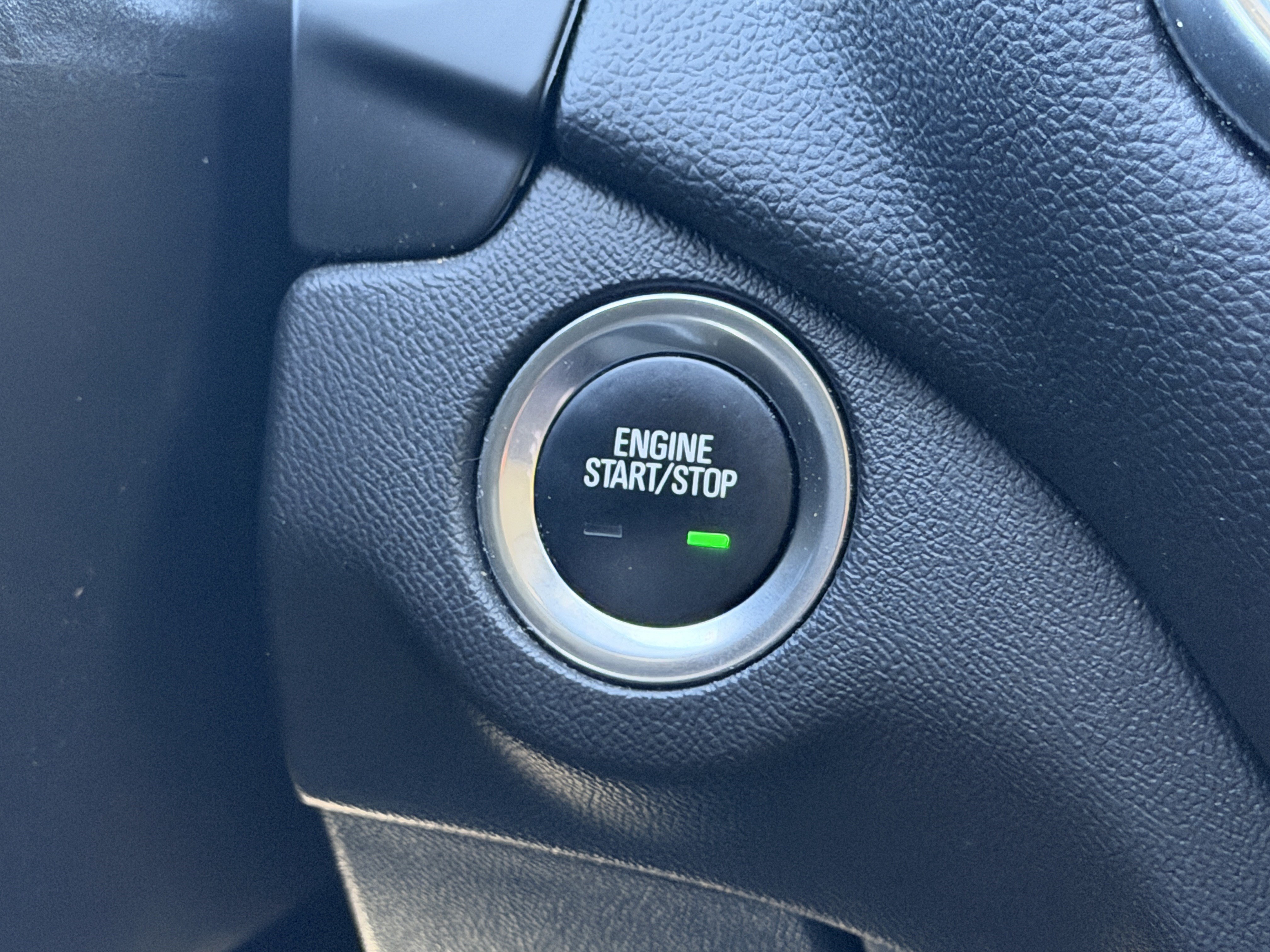 Used 2024 Chevrolet Equinox LT FWD image 33