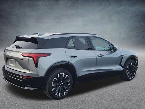 Used 2024 Chevrolet Blazer EV RS image 7