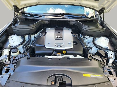 Used 2017 INFINITI QX50 AWD w/ Deluxe Touring Package image 14