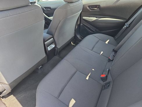 Used 2025 Toyota Corolla LE FWD image 11