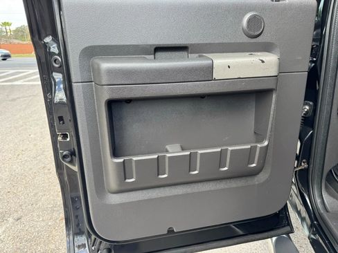 Used 2012 Ford F250 Lariat w/ Lariat Ultimate Pkg image 27