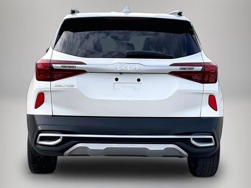 Used 2023 Kia Seltos S w/ Navigation Package FWD image 6