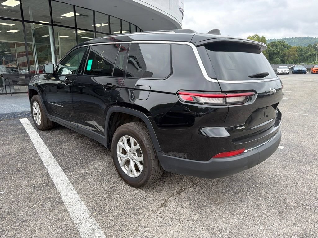 Used 2023 Jeep Grand Cherokee L Limited AWD/4WD image 2