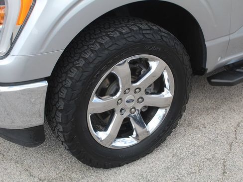 Used 2021 Ford F150 XLT w/ Equipment Group 302A High AWD/4WD image 7