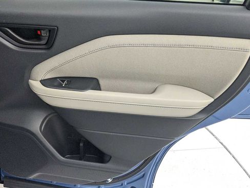 Certified 2025 Subaru Forester Premium w/ Protection Package image 15