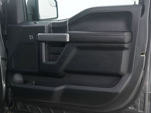 Used 2018 Ford F150 XLT w/ Equipment Group 302A Luxury image 11