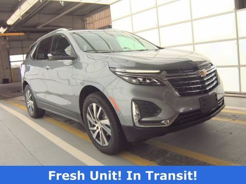 Used 2023 Chevrolet Equinox Premier AWD/4WD image 4