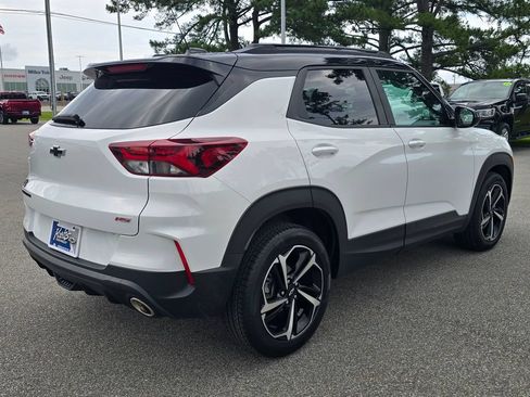 Certified 2023 Chevrolet TrailBlazer RS FWD image 5