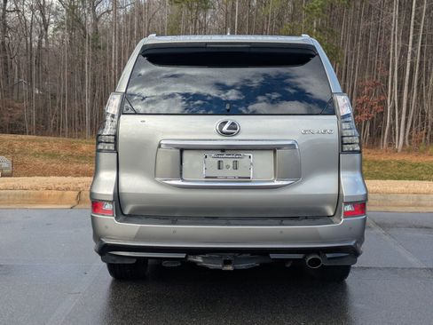 Used 2023 Lexus GX 460 Premium image 4