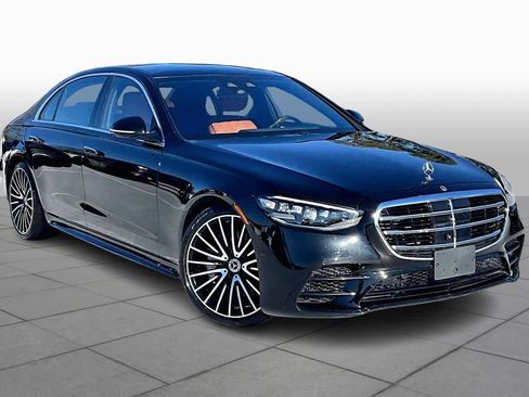 Used 2022 Mercedes-Benz S 580 4MATIC Sedan image 3
