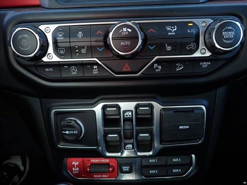 Used 2020 Jeep Wrangler Unlimited Rubicon AWD/4WD image 5