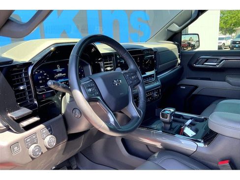 Used 2024 Chevrolet Silverado 1500 ZR2 w/ Technology Package AWD/4WD image 16