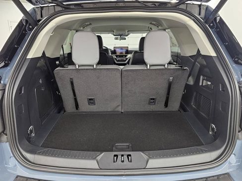 New 2026 Ford Explorer Active w/ Active Comfort Package AWD/4WD image 28