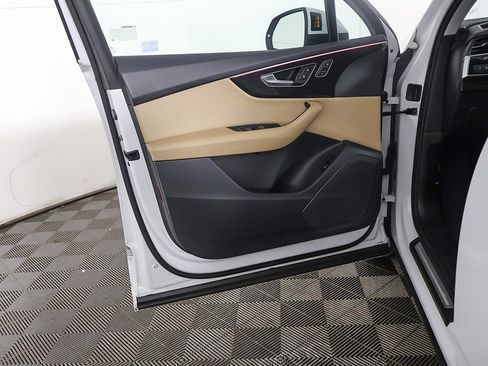 Used 2021 Audi Q7 2.0T Premium w/ Convenience Package image 26