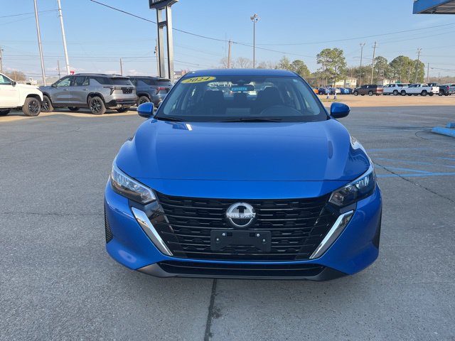 Used 2024 Nissan Sentra SV FWD image 3