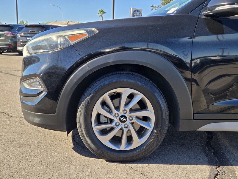 Used 2017 Hyundai Tucson SE Plus FWD image 10