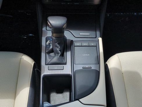 Used 2022 Lexus ES 350 w/ Premium Package FWD image 14