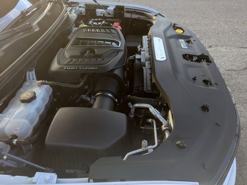 Used 2024 Jeep Grand Wagoneer Series III w/ Rear Seat Video Group 1 image 48