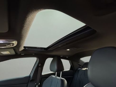 Used 2024 Hyundai Elantra N Line image 19