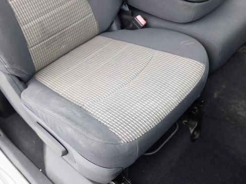 Used 2012 RAM 1500 Express RWD image 29