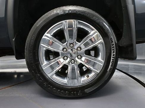 Used 2018 GMC Sierra 1500 SLT AWD/4WD image 16