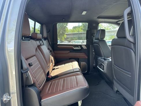 Used 2025 GMC Sierra 3500 Denali Ultimate AWD/4WD image 22