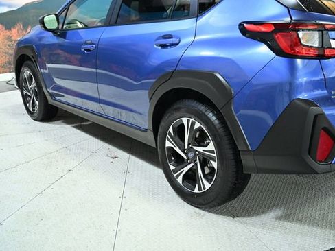 Used 2025 Subaru Crosstrek 2.0i Premium image 8