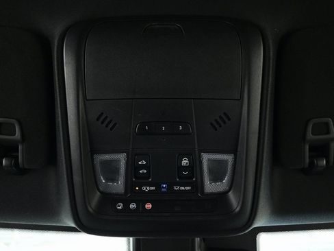 Used 2019 Cadillac XT4 Sport w/ Cold Weather Package image 18