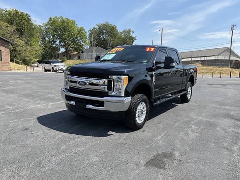 Used 2017 Ford F250 XL w/ STX Appearance Package AWD/4WD image 39