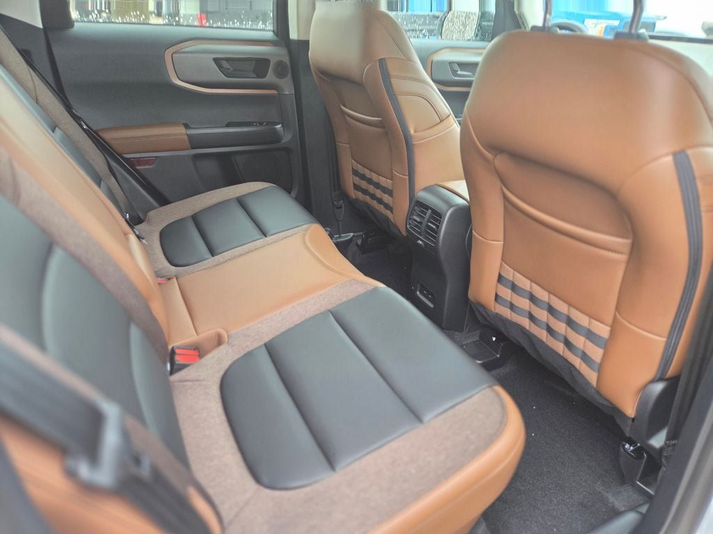 New 2026 Ford Bronco Sport Outer Banks w/ Outer Banks Tech Package+ AWD/4WD image 11
